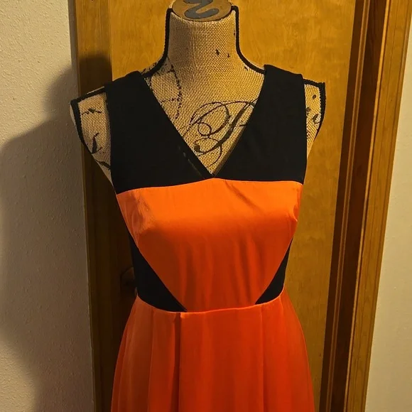 Jessica Simpson Coral And Black Maxi Dress Size 4 - Picture 3 of 10